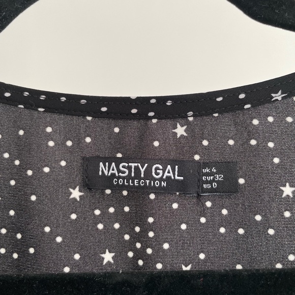 LIKE NEW Nasty Gal Bodysuit - Picture 4 of 4